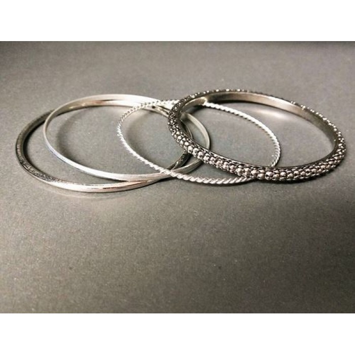 Bracelets set de cinq anneaux différents